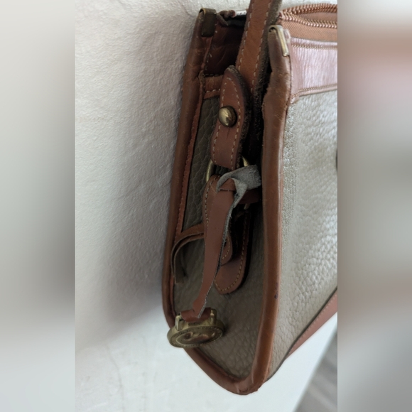 Vintage Dooney & Bourke Leather Crossbody Bag. - Picture 6 of 15